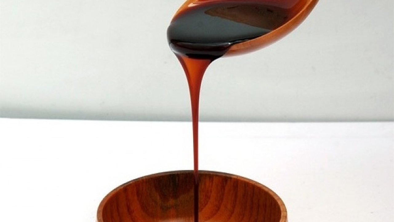 Главная картинка новости: Река Савала в Воронежской области покрылась «сладким льдом»