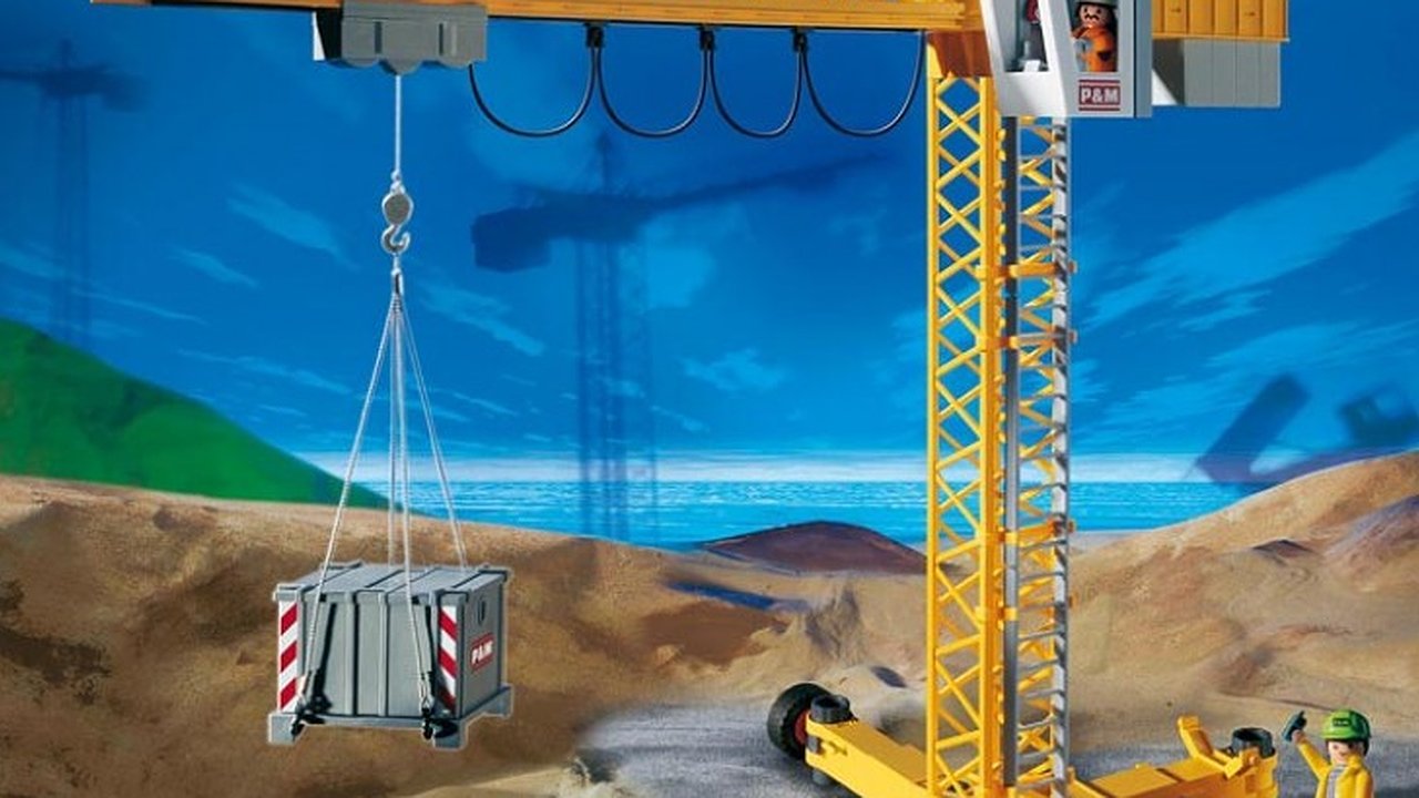 Главная картинка новости: В Воронеже демонтирован "забытый" башенный кран