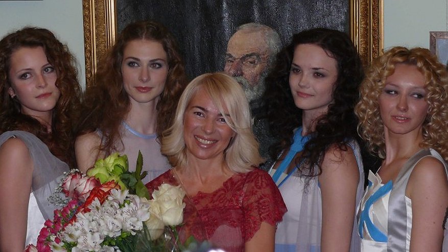 Главная картинка новости: Дизайнер из Воронежа Татьяна Сулимина номинирована на премию "Женщина года"