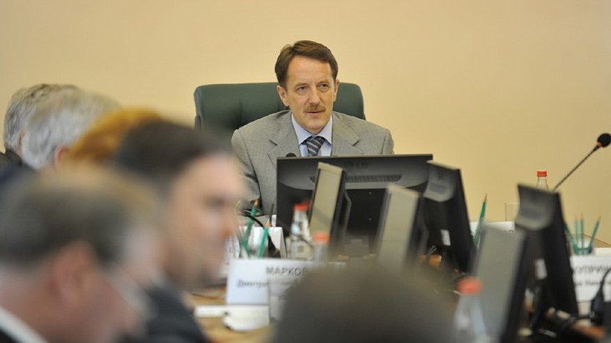 Главная картинка новости: Губернатор Алексей Гордеев – один из самых информационно «закрытых» глав в Черноземье