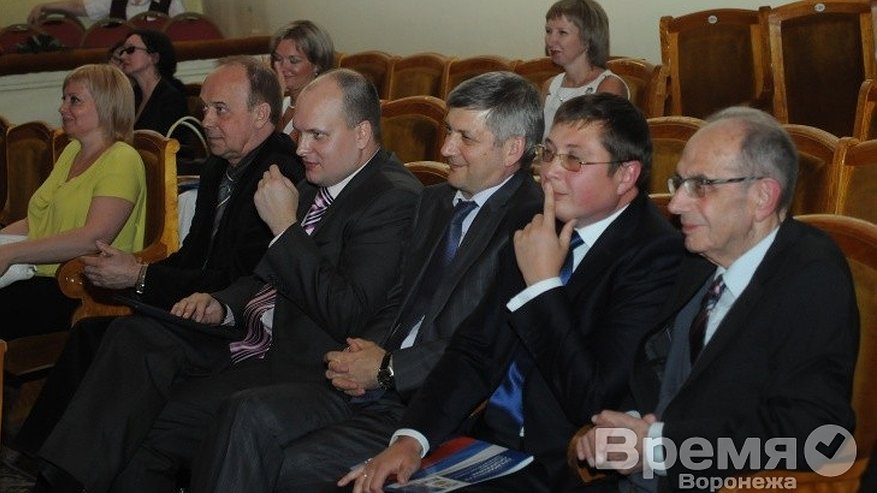 Главная картинка новости: Каждый десятый выпускник воронежской президентской программы создаёт новое предприятие