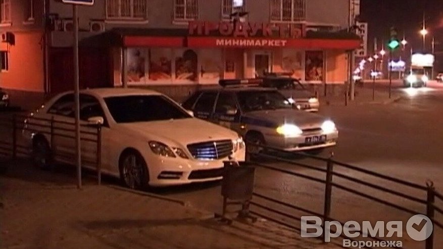 Главная картинка новости: У сына Леонида Зенищева отберут права за вождение авто в пьяном виде?