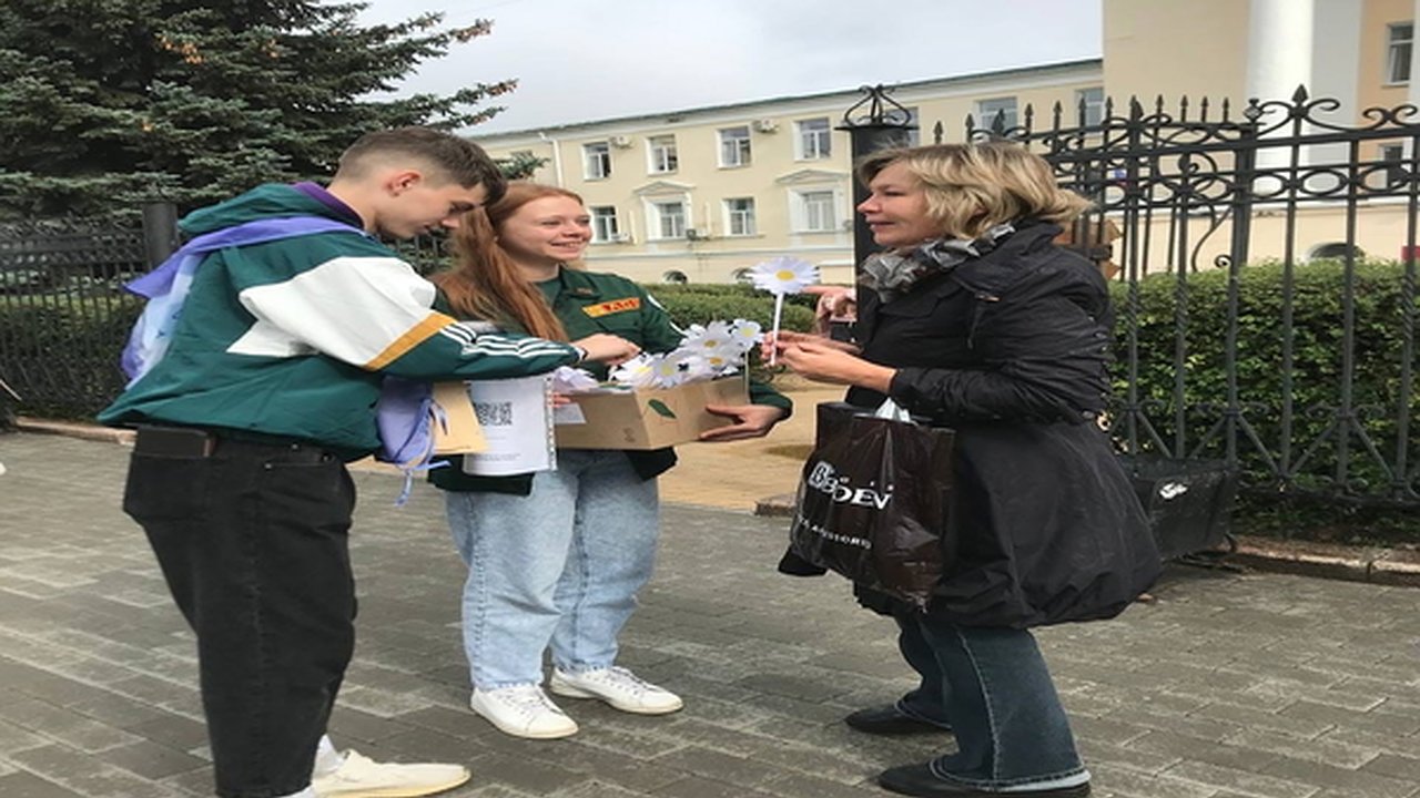 Главная картинка новости: Время сияния «Белых цветов»