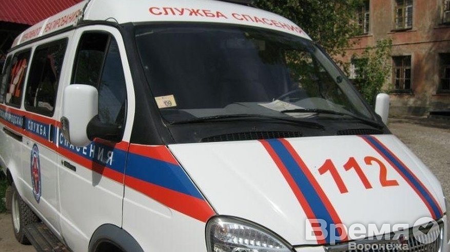 Главная картинка новости: В Воронеже пока невозможно вызвать службу спасения по номеру 112 с городского телефона