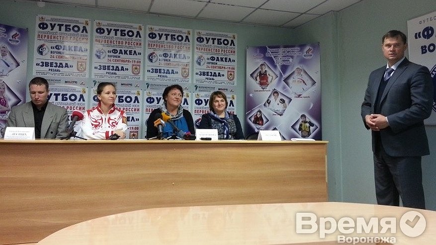 Главная картинка новости: Участник эстафеты Олимпийского огня в Воронеже: Боюсь, что факел погаснет, когда я буду его нести