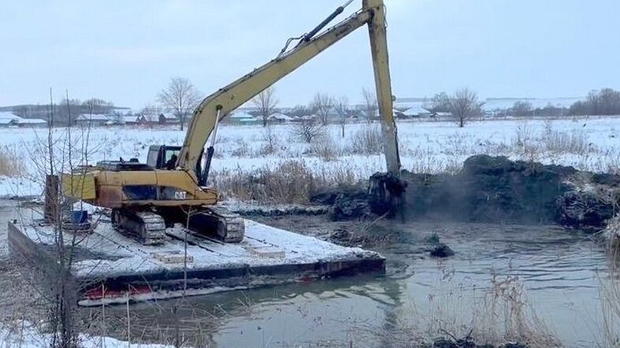 Главная картинка новости: Расчистка реки в Воронежской области обойдется в сумму более 50 млн рублей