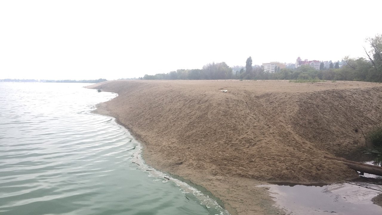 Главная картинка новости: Мэр поручил исключить строительство многоэтажек на Петровской набережной Воронежа