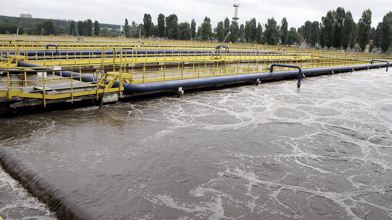 Главная картинка новости: Власти пообещали воронежцам рост тарифов на воду максимум на 4%