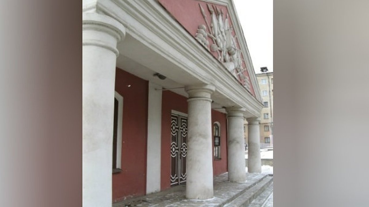 Главная картинка новости: В Воронеже «Фирма «ВИС» отремонтирует «Арсенал» за 15,4 млн рублей