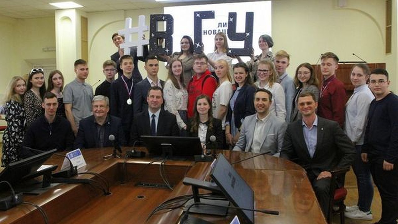 Главная картинка новости: Воронежский перевозчик наградил молодых ученых за проекты по цифровизации транспорта