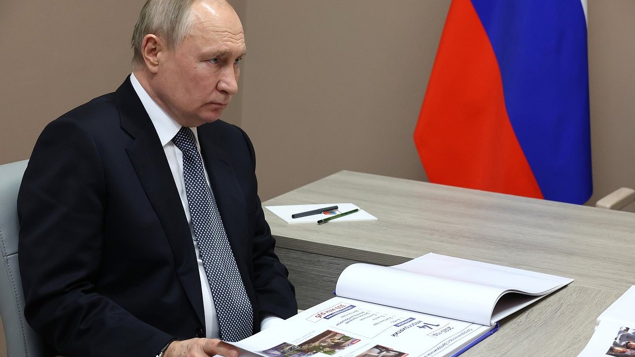 Главная картинка новости: 80% воронежцев выразили доверие нынешнему Президенту РФ