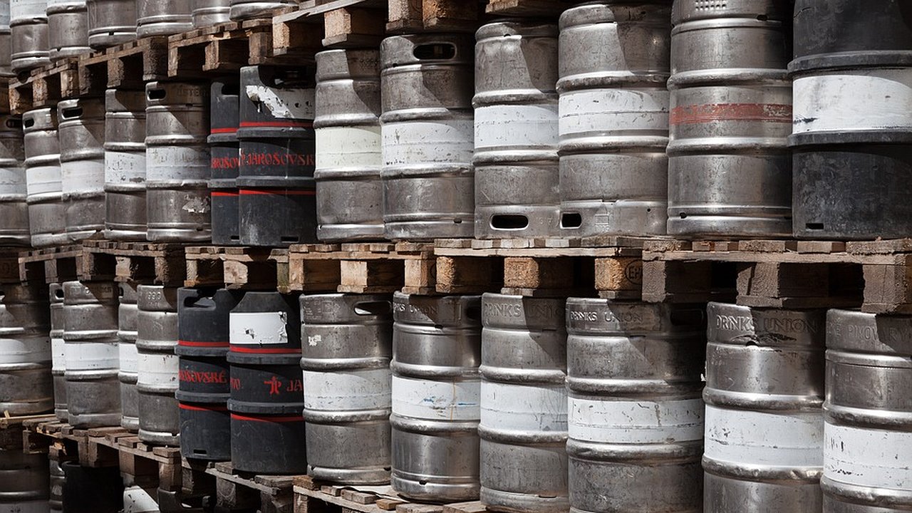 Главная картинка новости: Воронежский завод попросил «Христом Богом» защиты от Роспотребнадзора