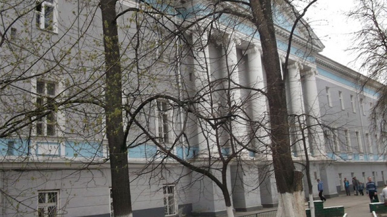 Главная картинка новости: Прокуратура нашла тараканов в воронежской больнице