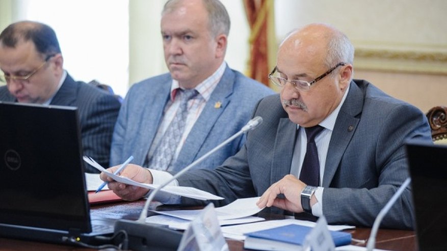 Главная картинка новости: Воронежские госпрограммы оценивали лишь формально