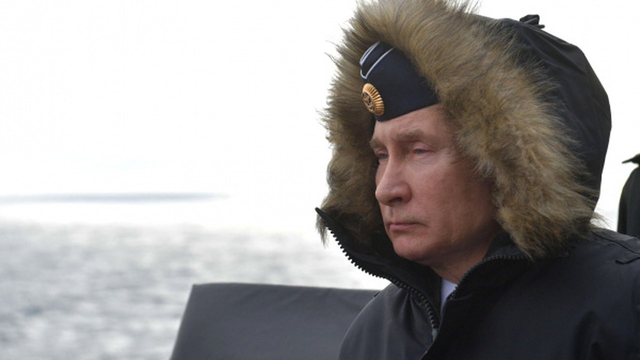 Главная картинка новости: Почти половина воронежцев высказались против обнуления президентских сроков