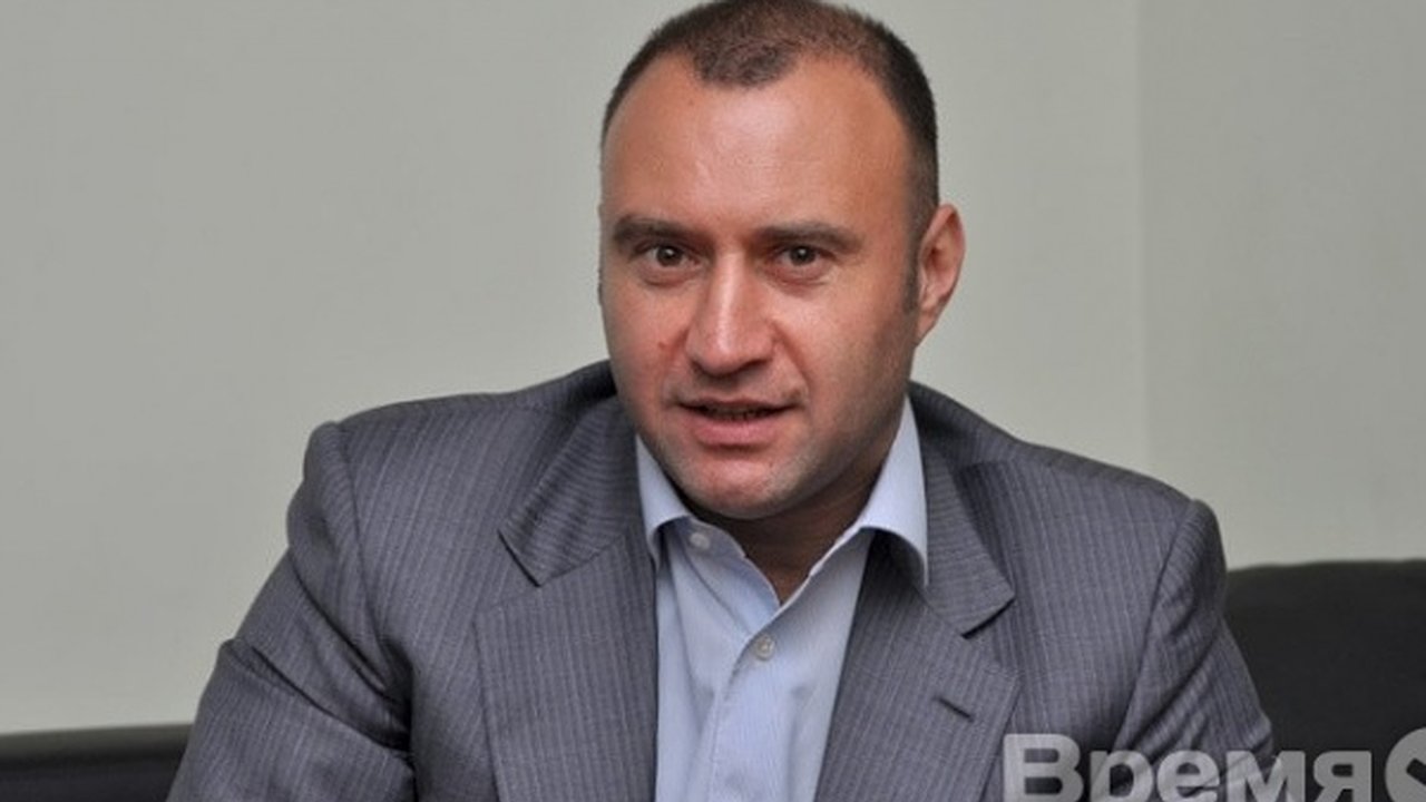 Главная картинка новости: Воронежский депутат попал в список Forbes благодаря жене