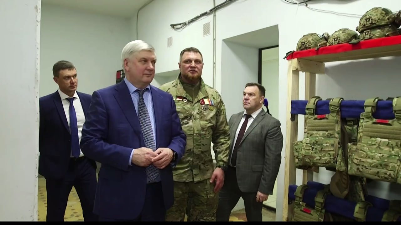 Главная картинка новости: Губернатор Александр Гусев оценил работу Центра тактической подготовки в Воронеже