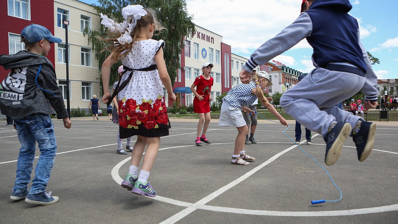 Главная картинка новости: День защиты детей в Воронеже пройдет в режиме онлайн