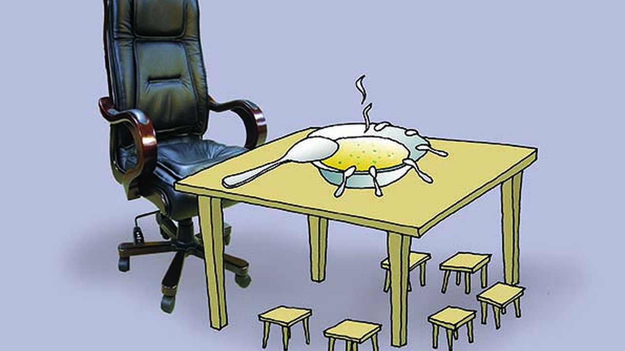 Главная картинка новости: Семейный доход воронежского губернатора - всего лишь 19-й в России