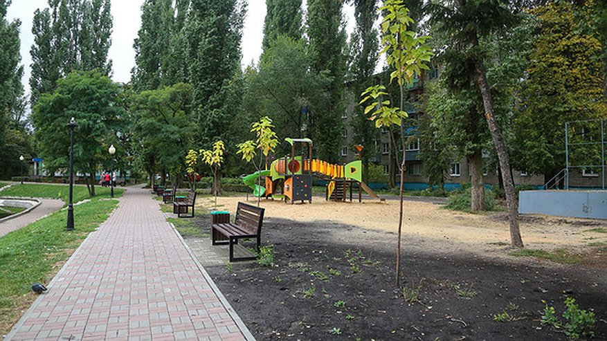 Главная картинка новости: Глава города заострил особое внимание на теме озеленения и ухода за зелеными насаждениям