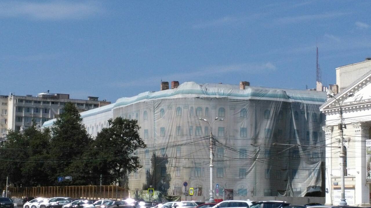 Главная картинка новости: Стройку нового дома на площади Ленина в Воронеже завершат в 2020 году