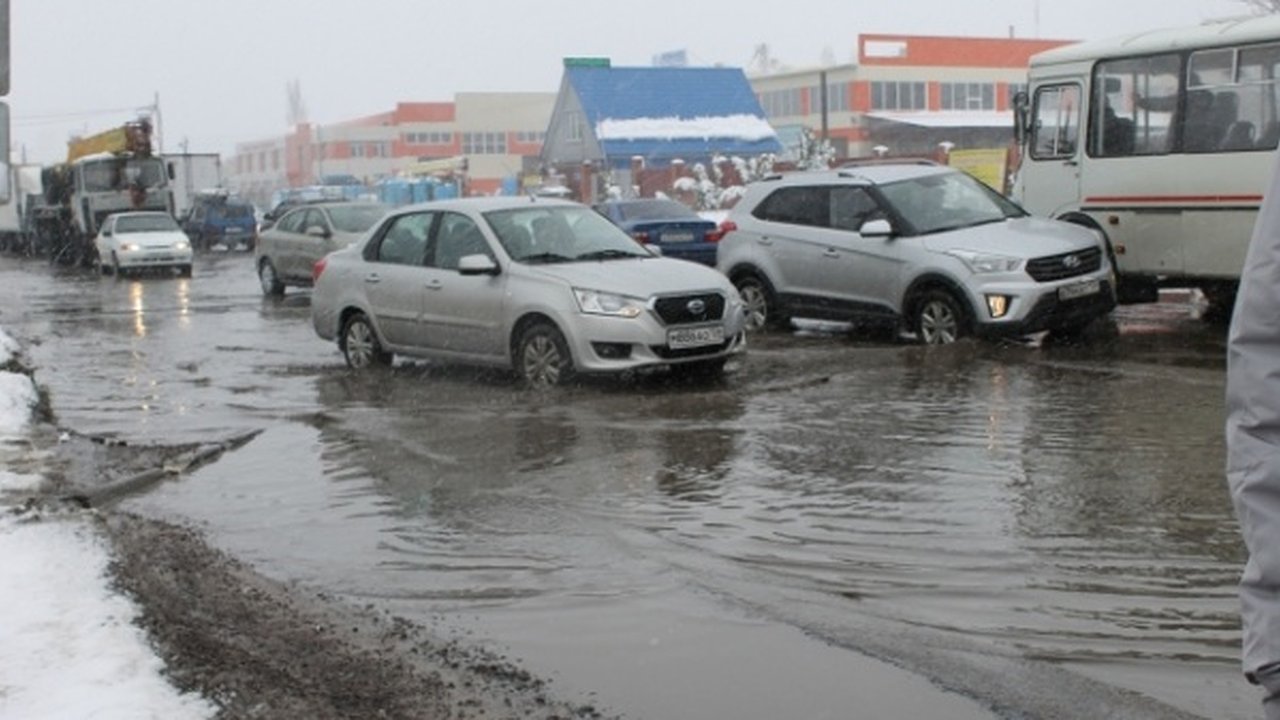 Главная картинка новости: Общественники предъявили счет воронежским властям за состояние дорог