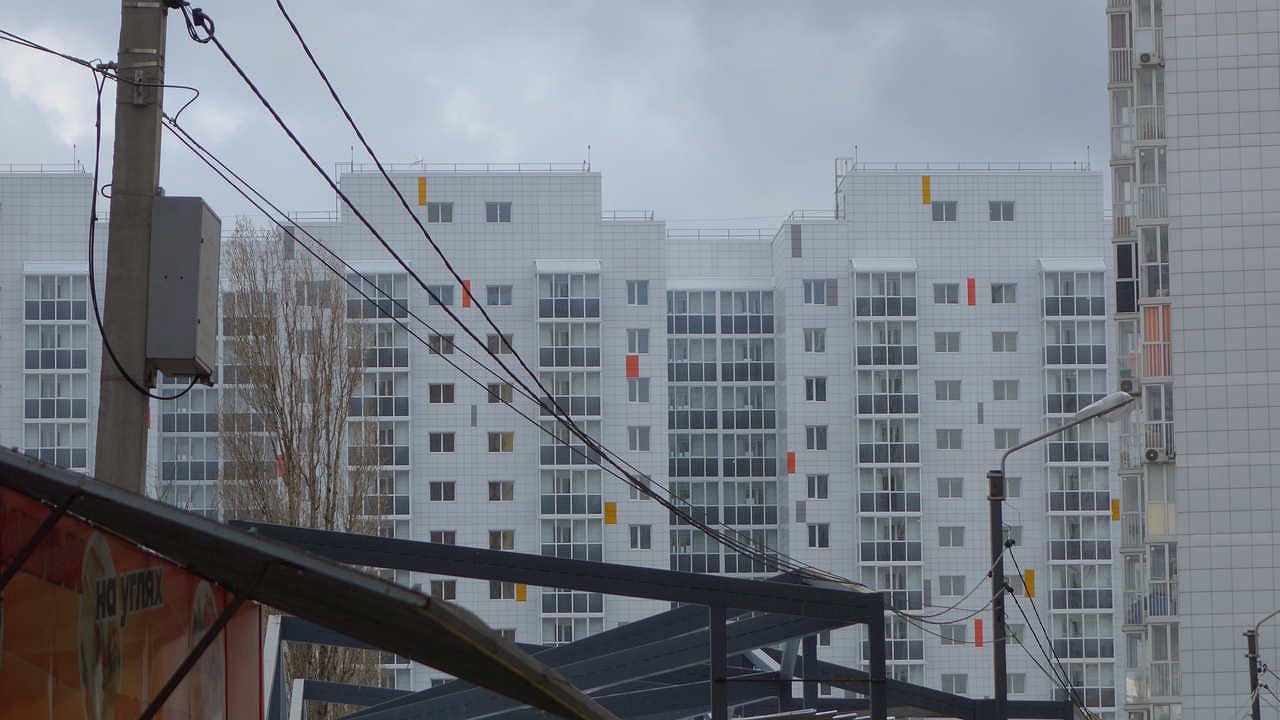 Главная картинка новости: Навязывание условий договора ПАО «Россети Центр» обошлось компании в 2 млн рублей