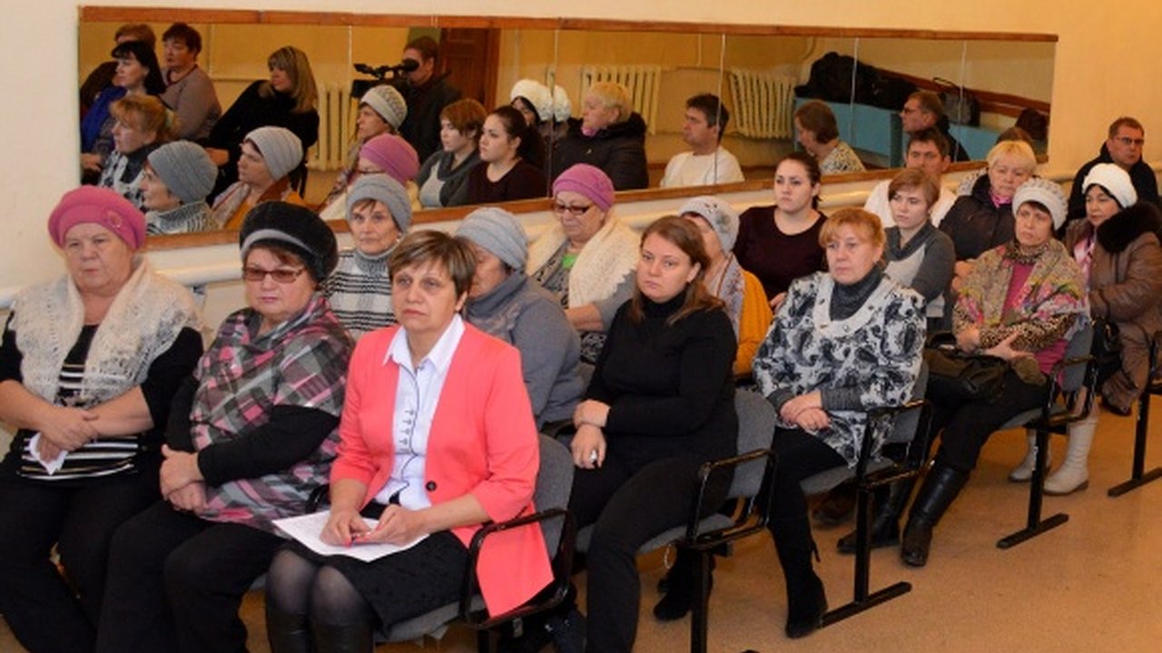 Главная картинка новости: Жители отдалённых районов Воронежа надеются на депутатов 