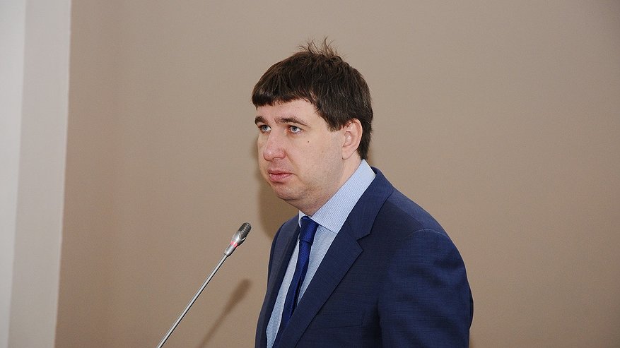 Главная картинка новости: В Воронеже пустующее год кресло главы ДЭР занял Данил Кустов