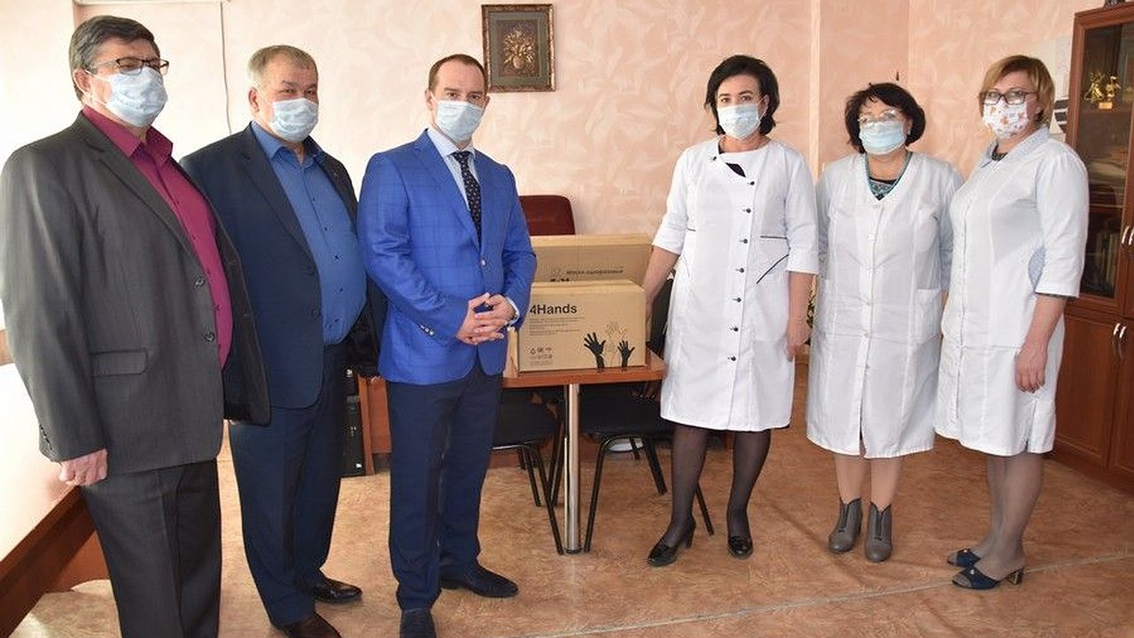 Главная картинка новости: Пиар на масках от «Единой России» докатился до воронежской Кантемировки