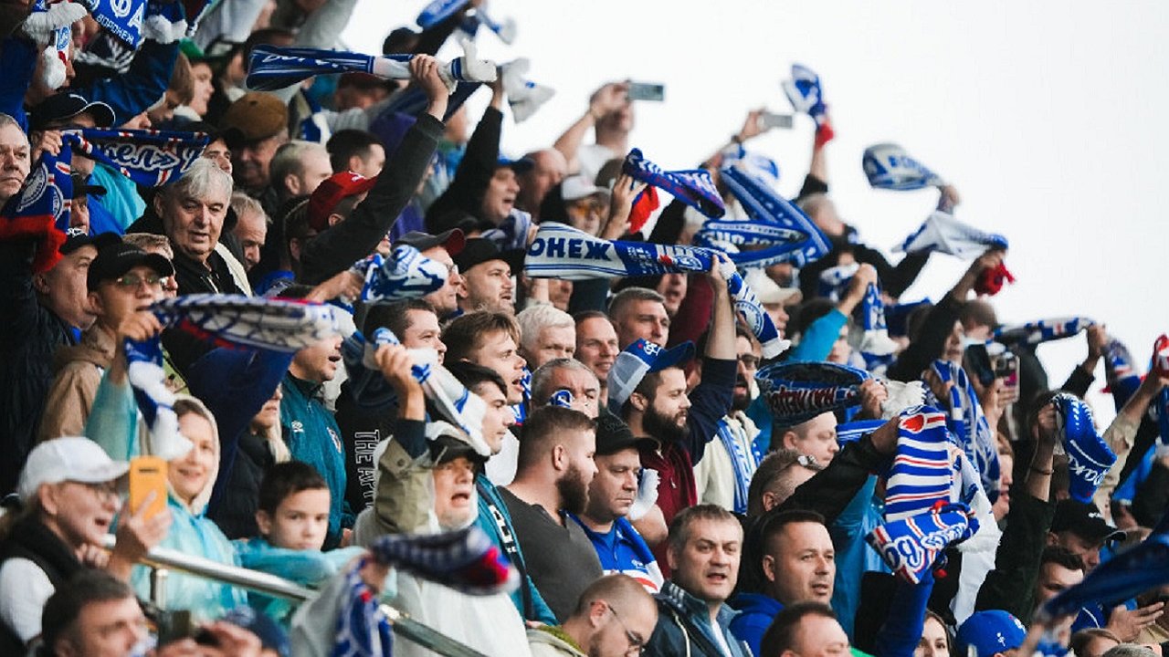 Главная картинка новости: Ведущий «Матч ТВ» назвал воронежцев «гопарями», но пообещал извиниться за это