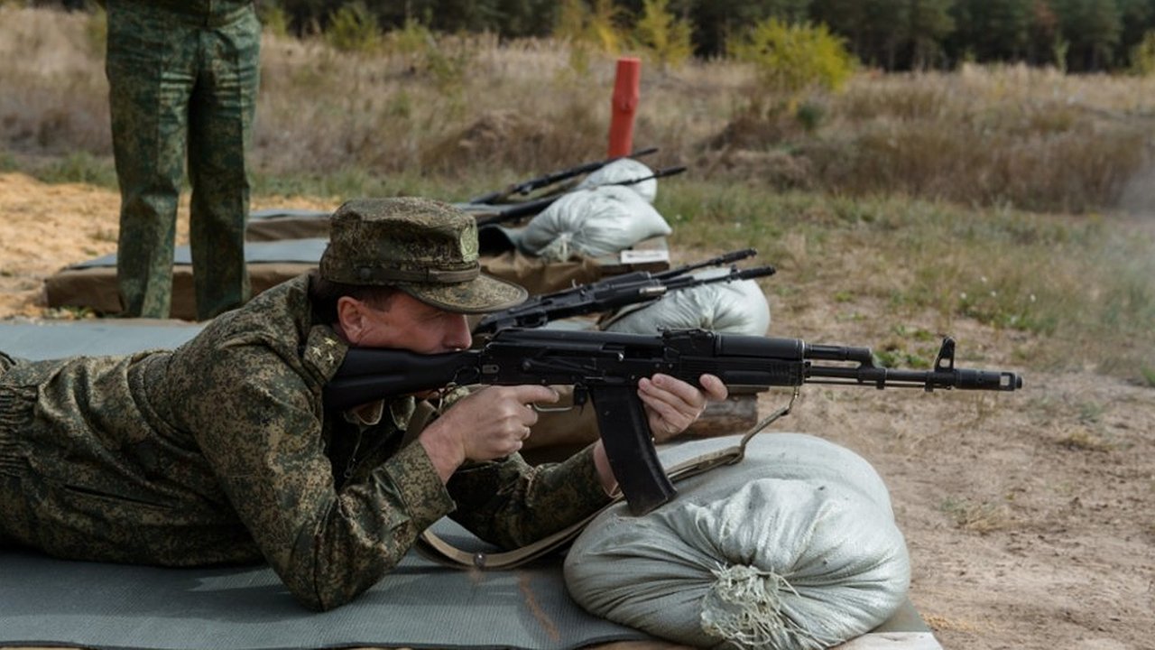 Главная картинка новости: Президент проверит воронежского губернатора на соответствие должности