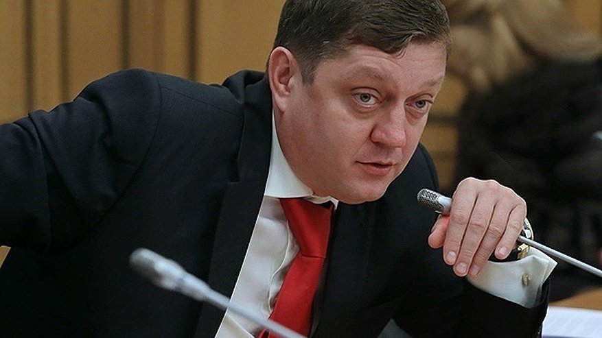 Главная картинка новости: Воронежский депутат Госдумы Олег Пахолков этапирован в Мордовию