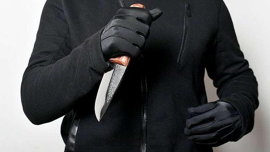 Главная картинка новости: Воронежца за покушение на убийство и оскорбление полицейского приговорили к 7,5 годам колонии