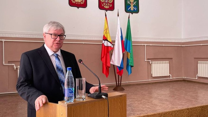 Главная картинка новости: Евгений Гончаров покинул пост главы Петропавловского района Воронежской области