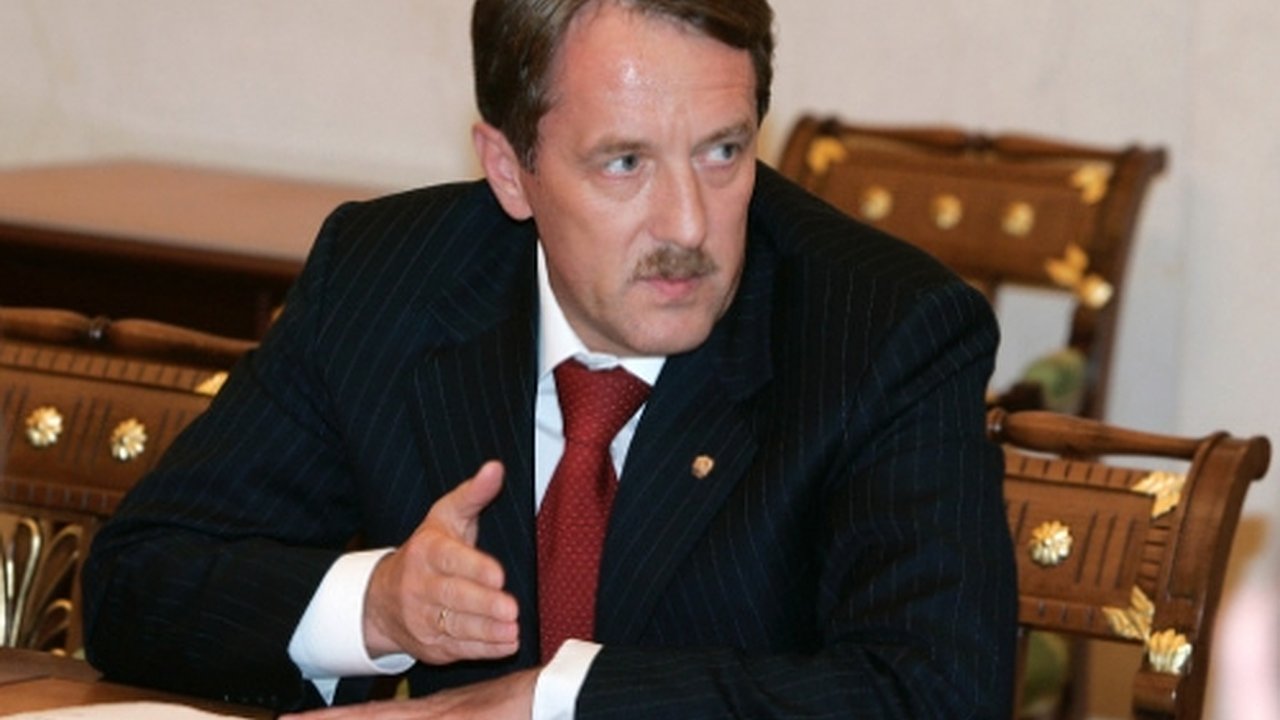 Главная картинка новости: Алексей Гордеев в рейтинге Медиалогии по-прежнему в аутсайдерах 