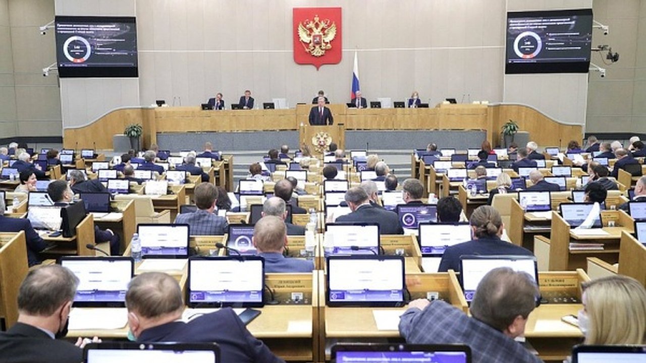 Главная картинка новости: У воронежцев нет доверия к политическим партиям