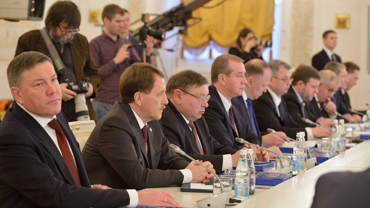 Главная картинка новости: Воронежская область рассчитывает получить миллиард рублей на образование