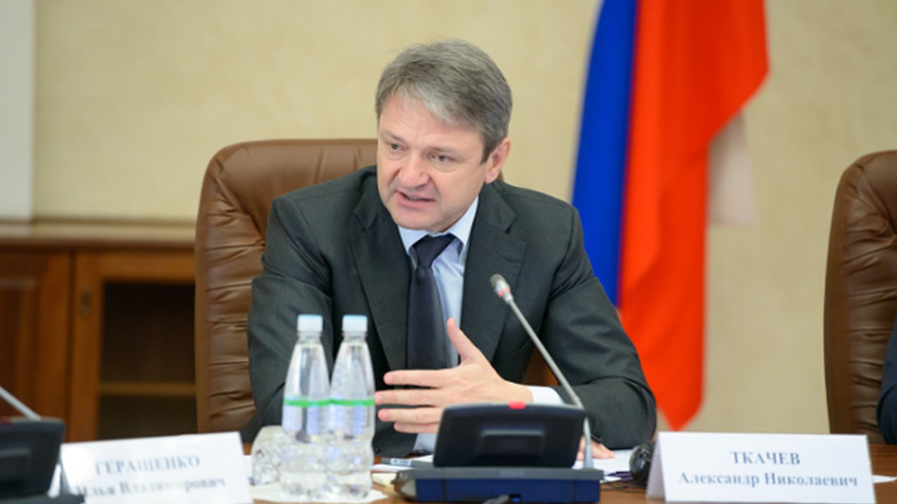 Главная картинка новости: У воронежского губернатора  нет повода беспокоиться  по поводу конфликта интересов