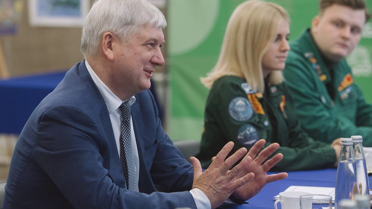 Главная картинка новости: 5 молодежных центров собираются создать в Воронежской области