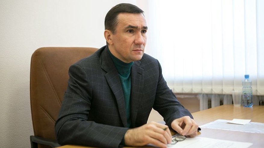 Главная картинка новости: Девелопер Евгений Хамин пригрозил «свернуть» пункты вакцинации в трех ТЦ в Воронеже