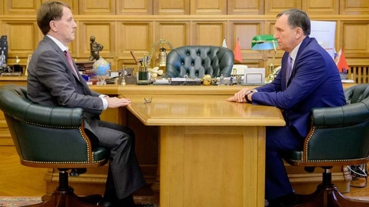 Главная картинка новости: Павел Пономарев вернется к воронежским следователям по первому требованию