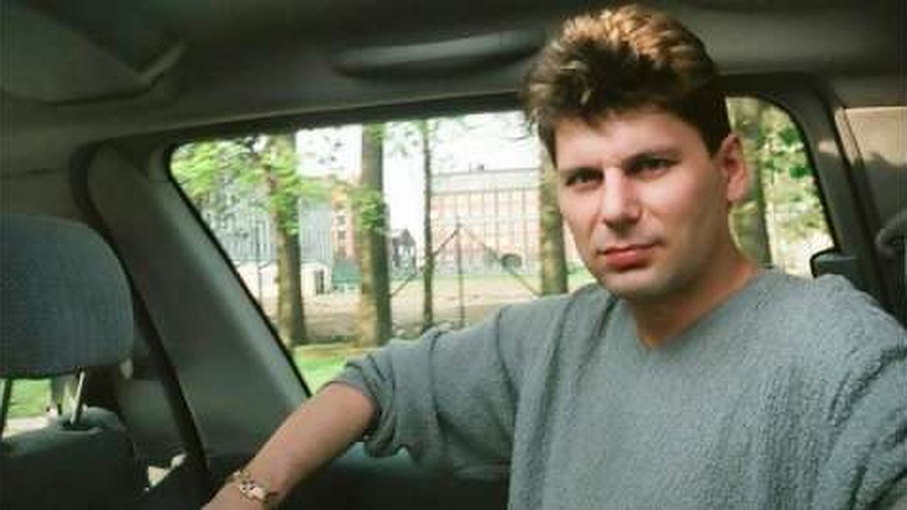 Главная картинка новости:  Мэр Воронежа поддержал установку памятника Юрию Хою 