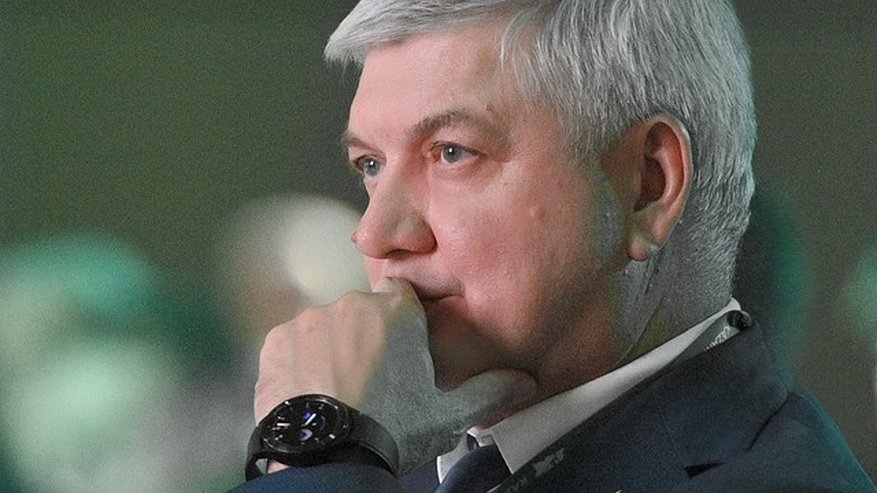 Главная картинка новости: Губернатор Воронежской области Александр Гусев отмечает День Рождения