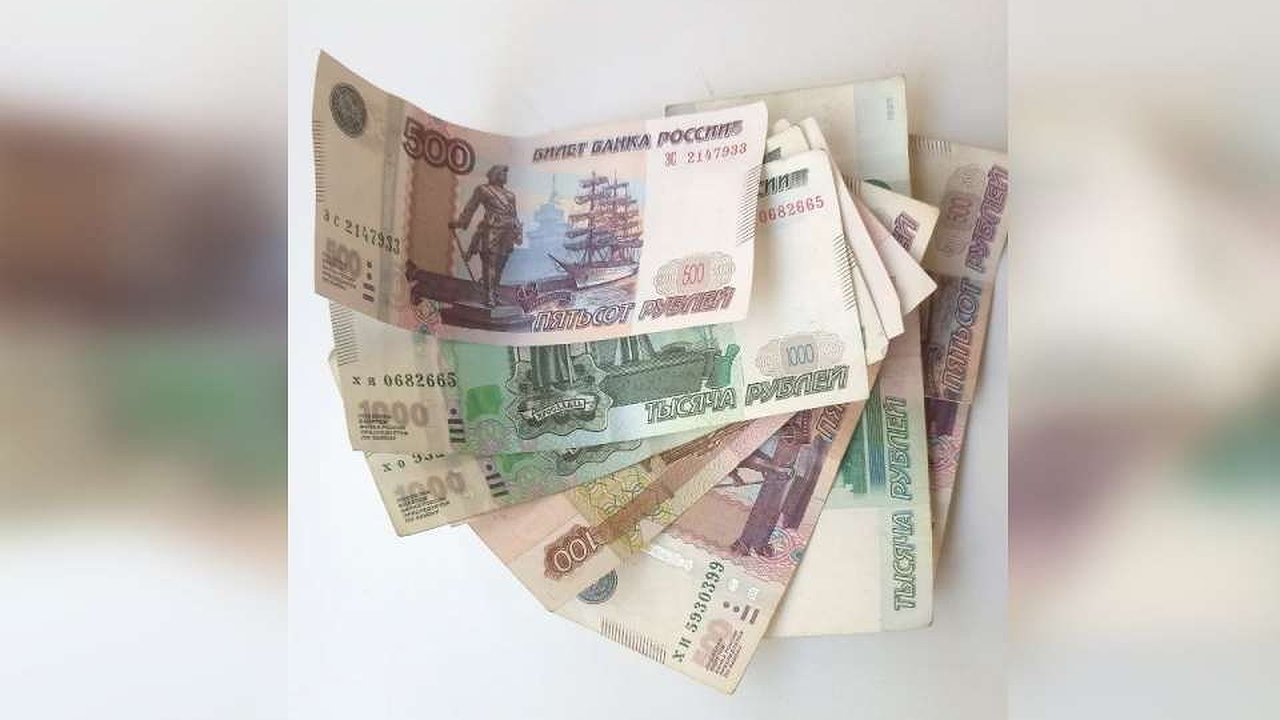 Главная картинка новости: Воронежцам требуется более половины зарплаты на покрытие ежемесячного кредита