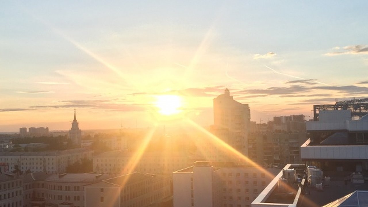 Главная картинка новости: Воронежцы смогут проголосовать о приоритете Конституции и наследии СССР