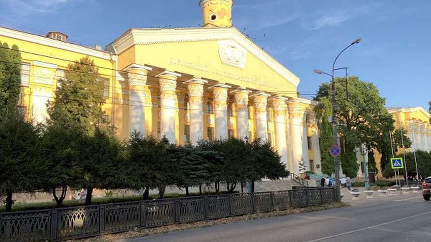 Главная картинка новости: Девять вузов Воронежа ушли на дистант