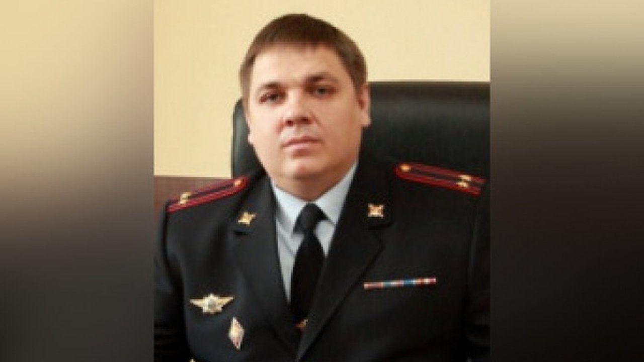 Главная картинка новости: Подозреваемого в покушении на дачу взятки воронежского гаишника уволили из полиции