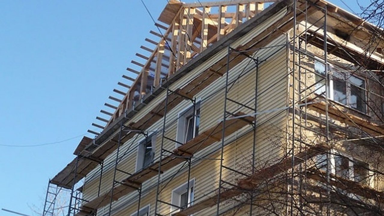 Главная картинка новости: Взносы на капремонт делают 83 процента воронежцев 