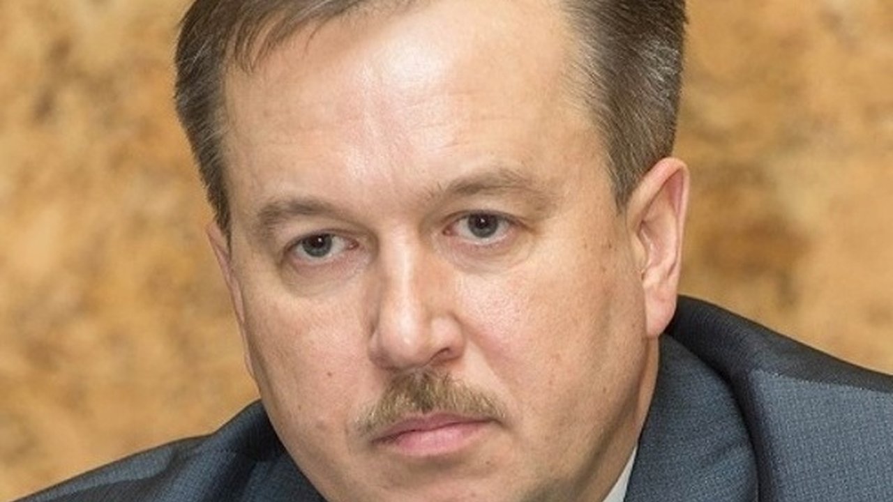 Главная картинка новости: Алексей Гордеев напрасно оказал недоверие воронежскому чиновнику